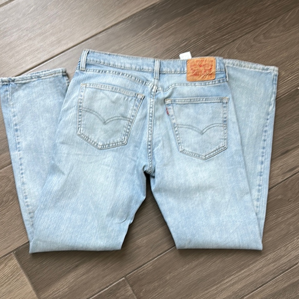 Levi's Blue Straight Jeans Classic Style. 30x32